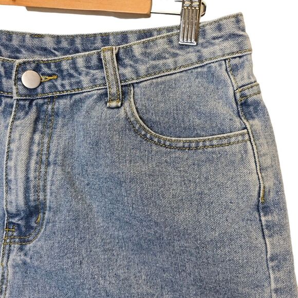 SHEIN Women's XL Light Wash High Waisted Rolled Hem Blue Denim Shorts - Picture 2 of 12